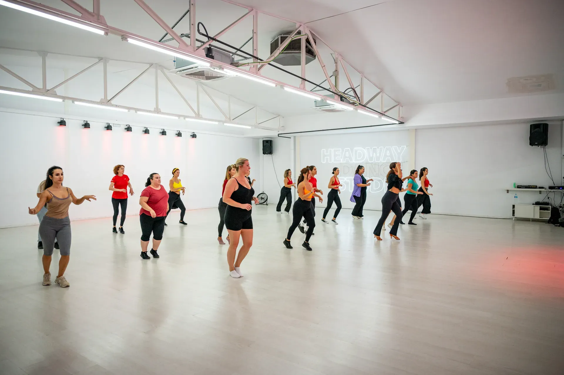 Clase de Formación Especializada Salsa (FES) en Saoco Dance Center